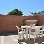 Refait A Neuf Avec Climatisation Et Parking - Fr-1-226-299 * Sainte-Maxime