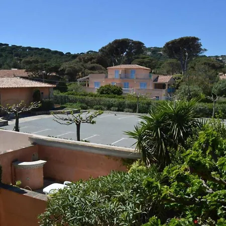 Refait A Neuf Avec Climatisation Et Parking - Fr-1-226-299 * Sainte-Maxime