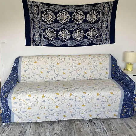 Refait A Neuf Avec Climatisation Et Parking - Fr-1-226-299 *